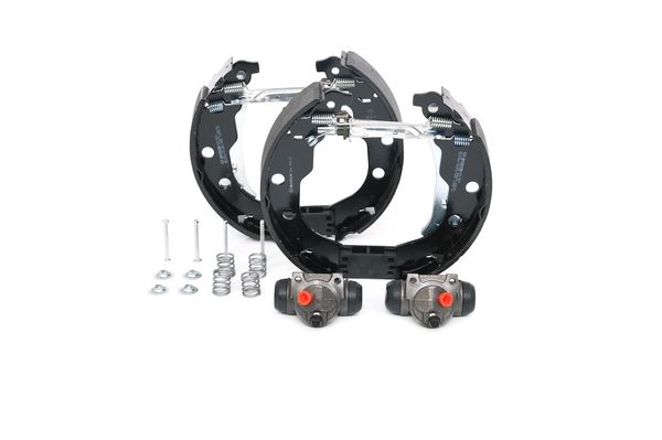 KIT SUPERPRO, zestaw szczek hamulcowych + cylinderek hamulca koła; zamontowany; z tyłu