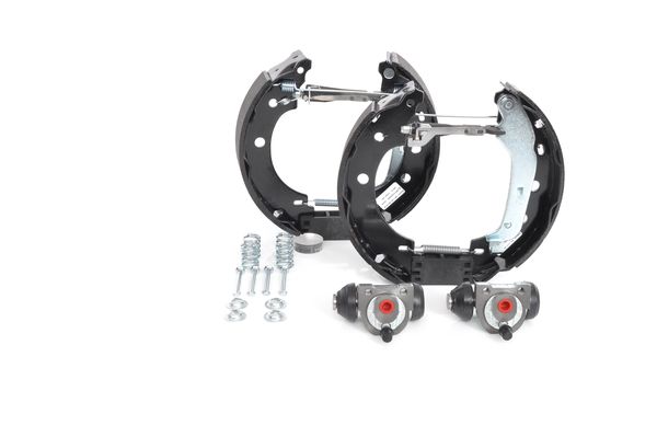 KIT SUPERPRO, zestaw szczek hamulcowych + cylinderek hamulca koła; zamontowany; z tyłu
