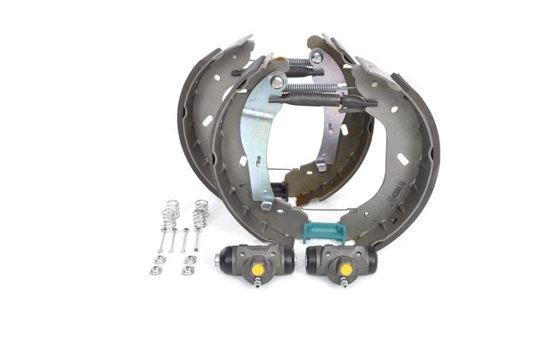 KIT SUPERPRO, zestaw szczek hamulcowych + cylinderek hamulca koła; zamontowany; z tyłu