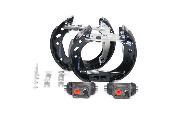 KIT SUPERPRO, zestaw szczek hamulcowych + cylinderek hamulca koła; zamontowany; z tyłu