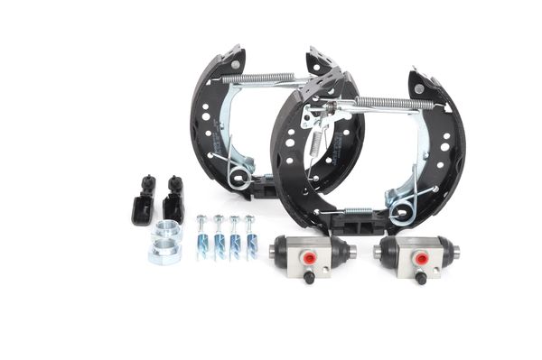 KIT SUPERPRO, zestaw szczek hamulcowych + cylinderek hamulca koła; zamontowany; z tyłu