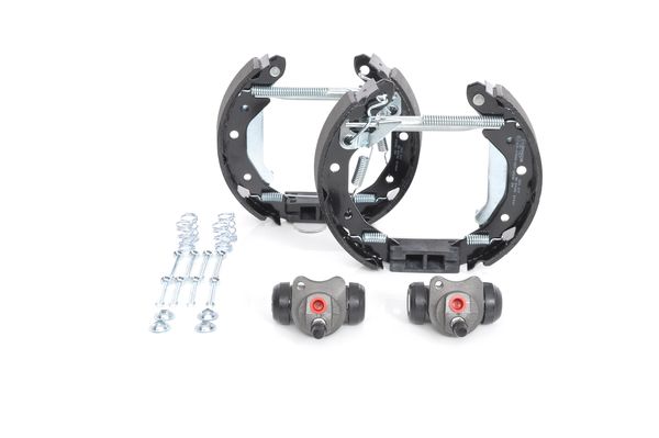 KIT SUPERPRO, zestaw szczek hamulcowych + cylinderek hamulca koła; zamontowany; z tyłu