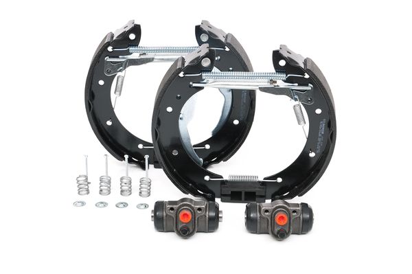 KIT SUPERPRO, zestaw szczek hamulcowych + cylinderek hamulca koła; zamontowany; z tyłu