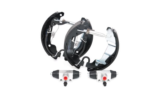 KIT SUPERPRO, zestaw szczek hamulcowych + cylinderek hamulca koła; zamontowany; z tyłu