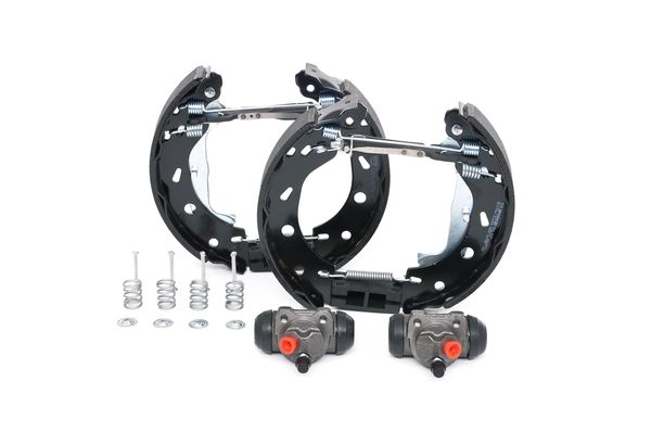 KIT SUPERPRO, zestaw szczek hamulcowych + cylinderek hamulca koła; zamontowany; z tyłu