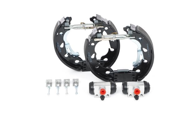KIT SUPERPRO, zestaw szczek hamulcowych + cylinderek hamulca koła; zamontowany; z tyłu