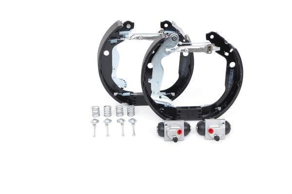 KIT SUPERPRO, zestaw szczek hamulcowych + cylinderek hamulca koła; zamontowany; z tyłu
