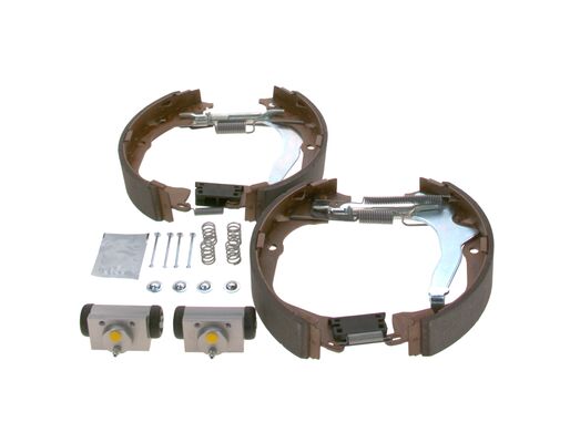 KIT SUPERPRO, zestaw szczek hamulcowych + cylinderek hamulca koła; zamontowany; z tyłu